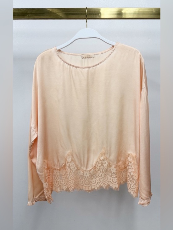 Milio Milano Tops - (235139/23239-APRI) LACE HEM VISCOSE CREW NECK LONG SLEEVE